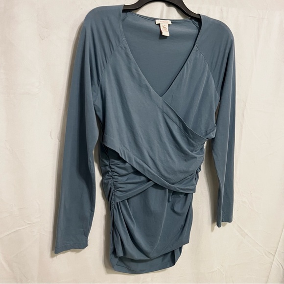 Sundance Layer Wrap Style Ruched Side V Neck Long Sleeve Top Size Medium - Picture 3 of 6